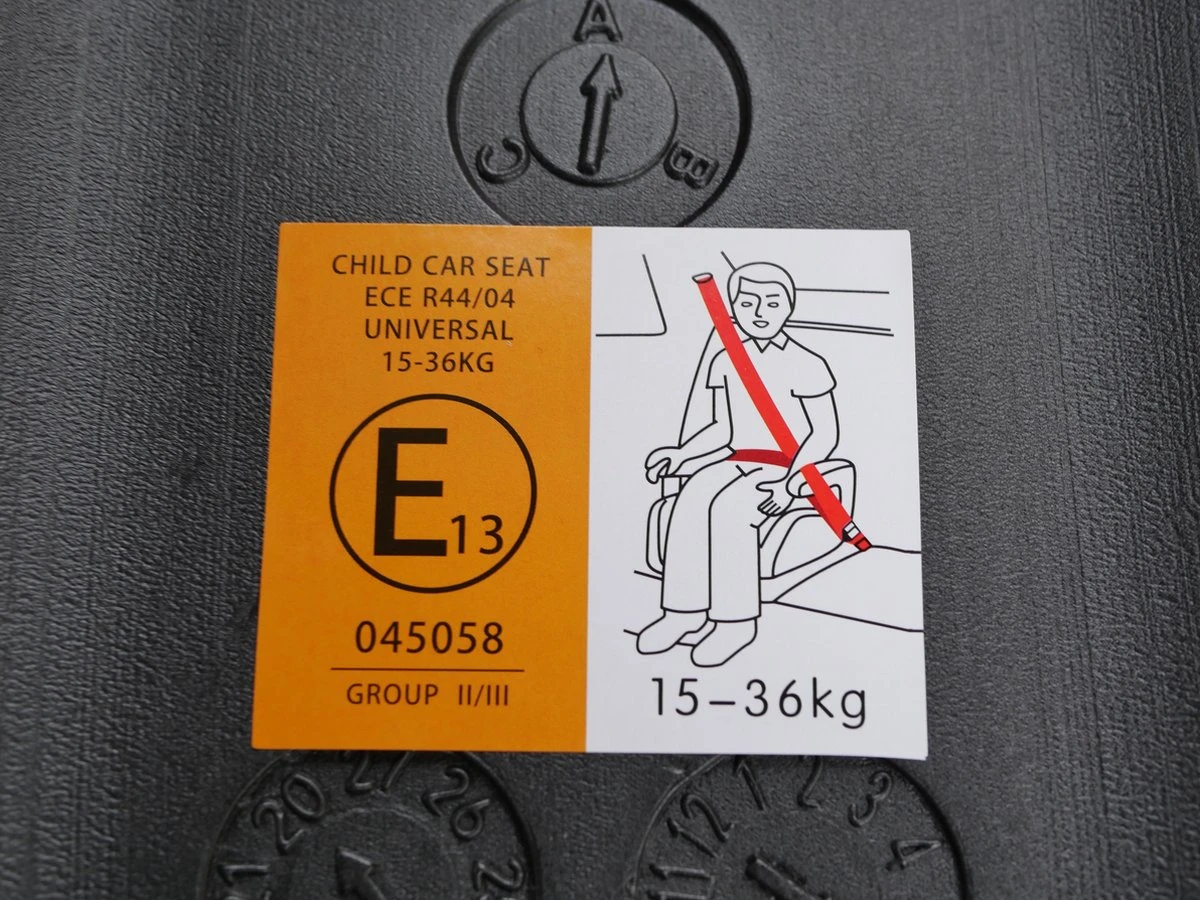 Zitverhoger Auto - Stoelverhoger - Autostoel - Booster - Zwart - Afbeelding 7